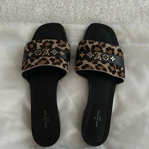 Louis Vuitton leopard revival flat mules